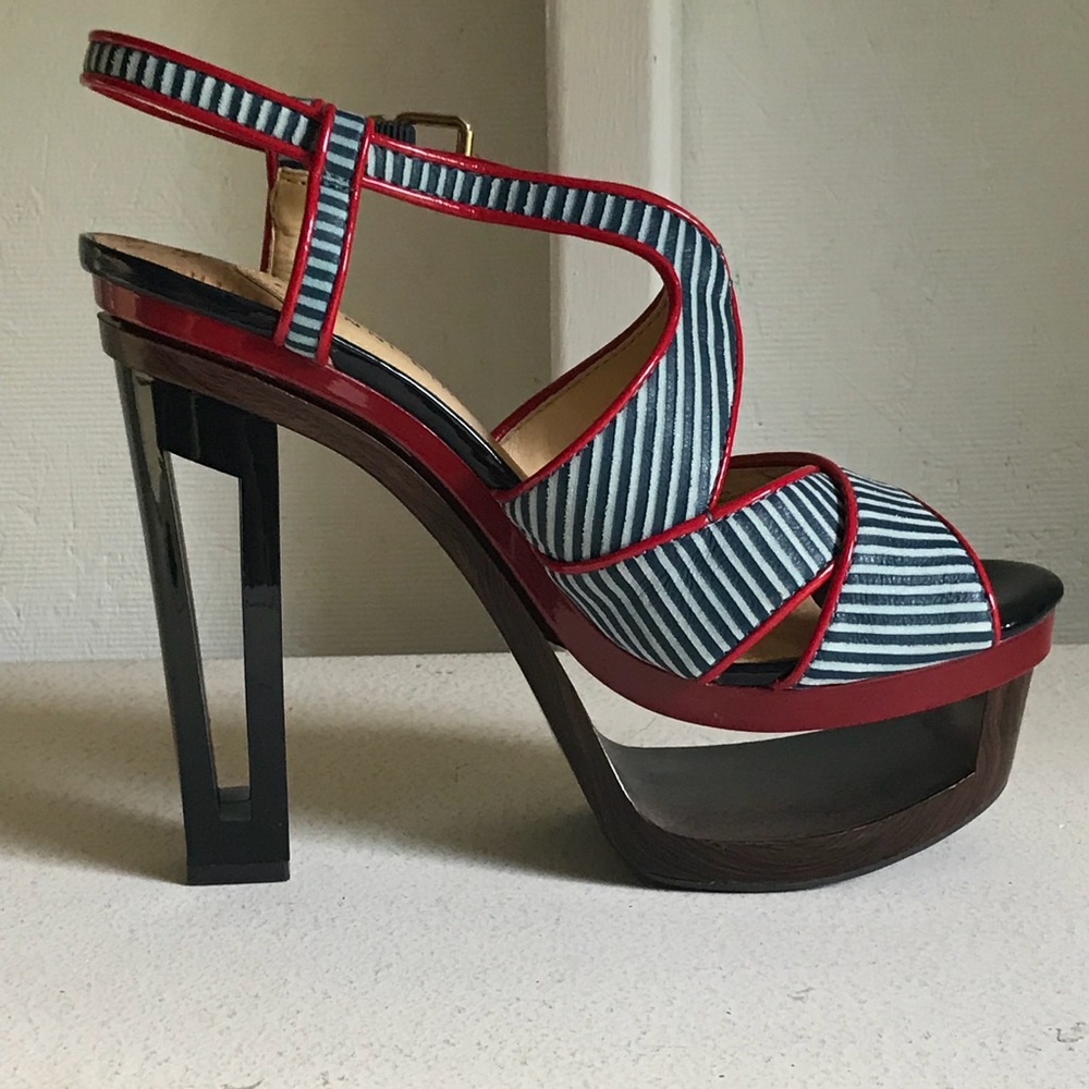 Gianni Bini “Elise” Cutout Platform Heels